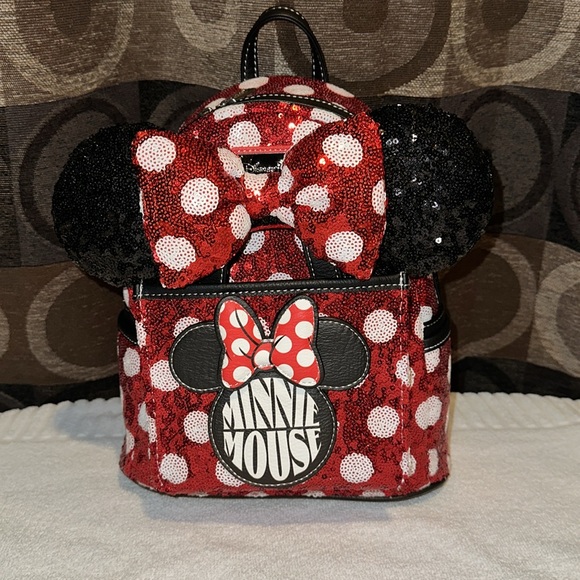DISNEYPARKS EXCLUSIVE LOUNGEFLY MINNIE EARS SEQUINED BACKPACK HEADBAND COMBO - Picture 4 of 15